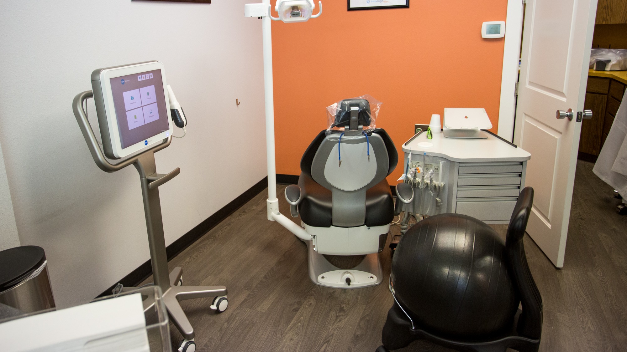 iteroscannerkentissaquahcover1 Dudley Smiles