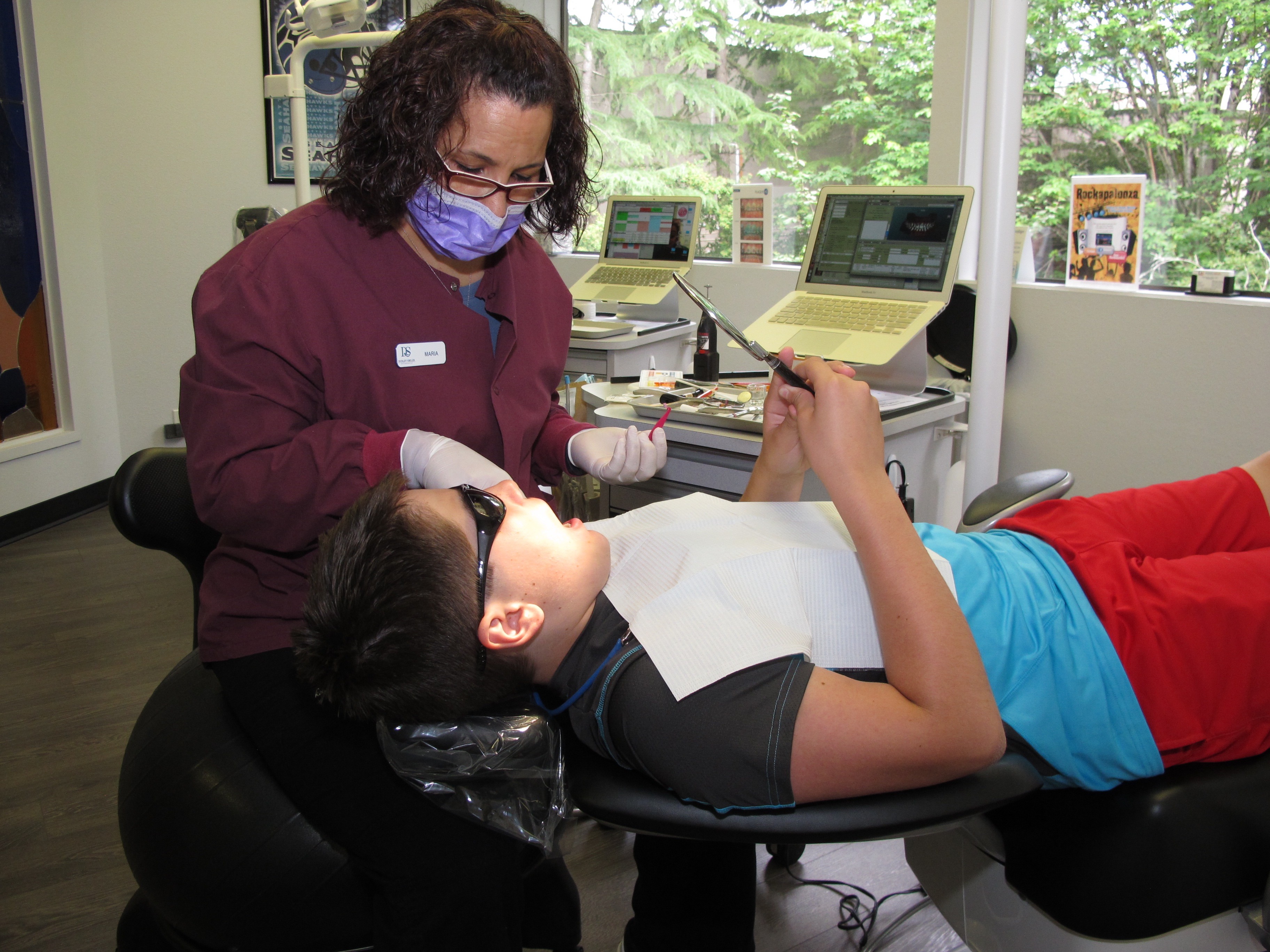 Learning the Basics About Rubber Bands on Braces